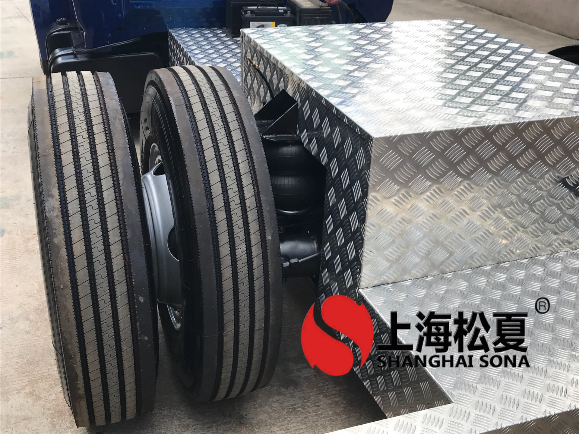 福特T700后桥改装橡胶91短视频免费下载